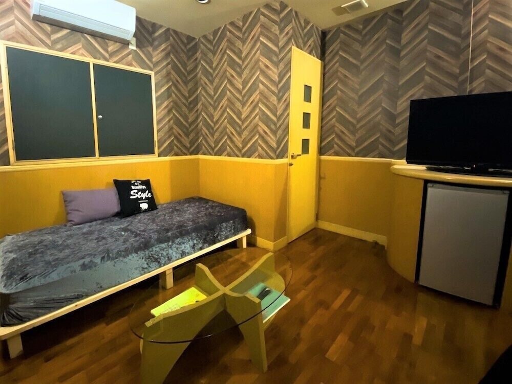 ツインルーム (B type) 客室2 | HOTEL 紅 - BIN -