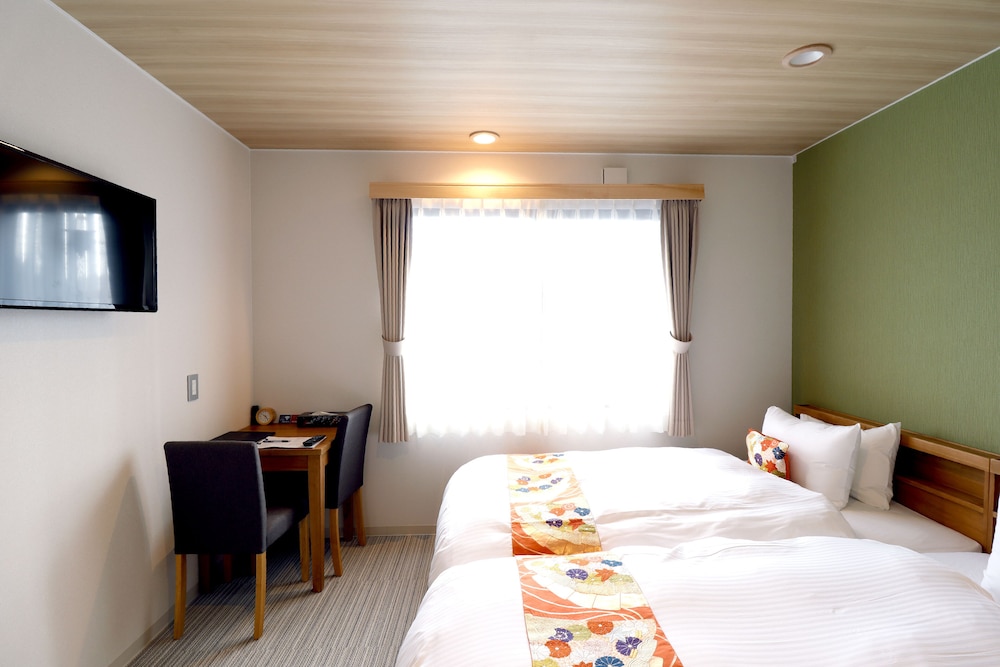 エコノミー ツインルーム 客室1 | Stay SAKURA Kyoto 清水 扇