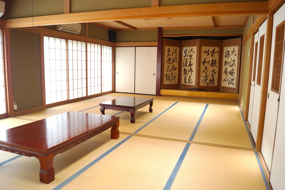 広間 客室1 | リゾートペンション タートルハウス