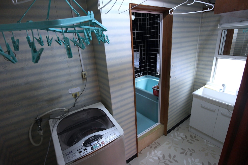 アパートメント バスルーム1 | リバーサイド ステイ金沢