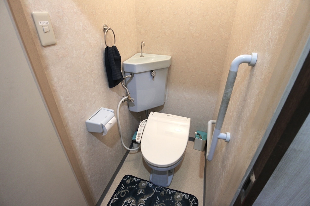 アパートメント バスルーム2 | リバーサイド ステイ金沢