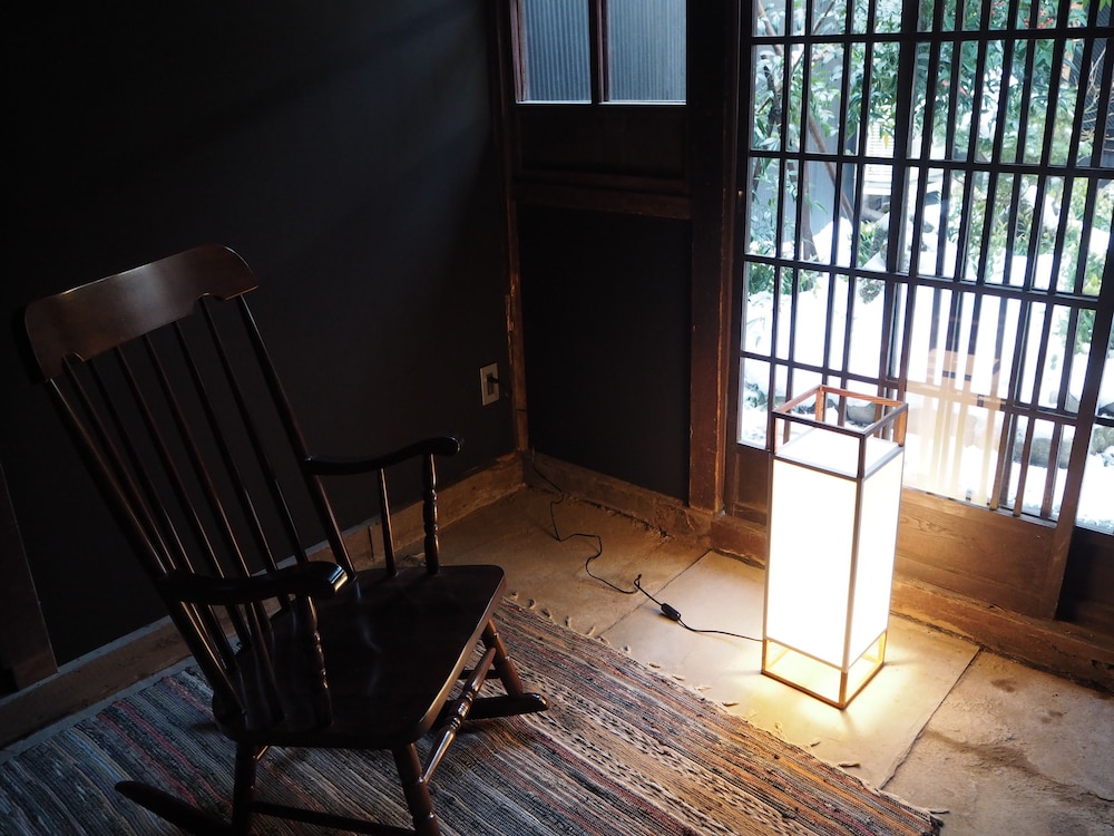 内部エントランス1 | 飛騨高山古民家宿 櫟の庭 内部エントランス1 | 飛騨高山古民家宿 櫟の庭