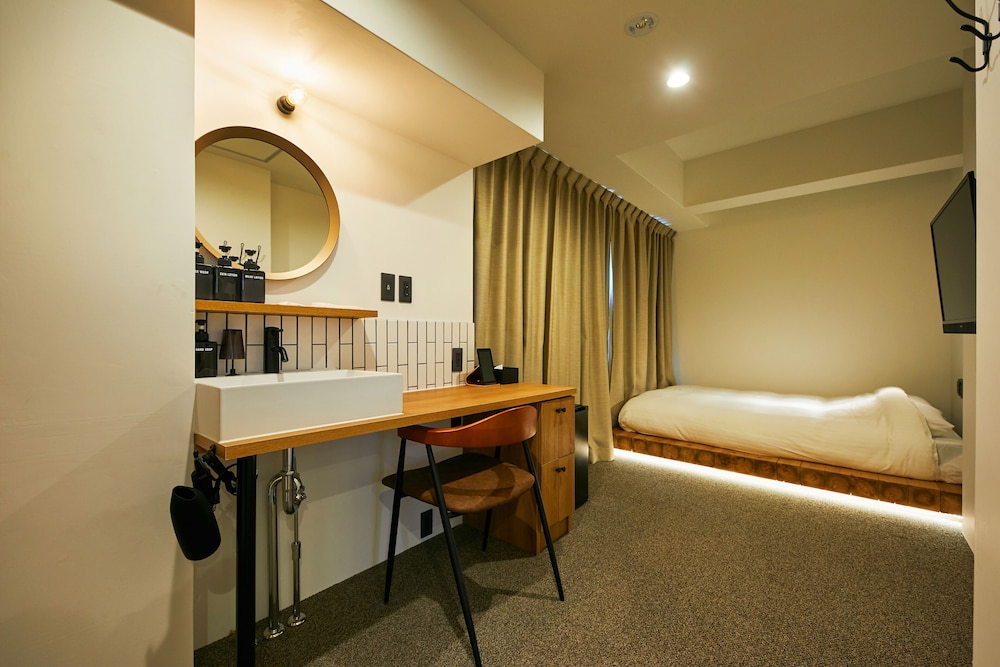 ダブルルーム ダブルベッド 1 台 禁煙 客室1 | mizuka Daimyo 7 - unmanned hotel -