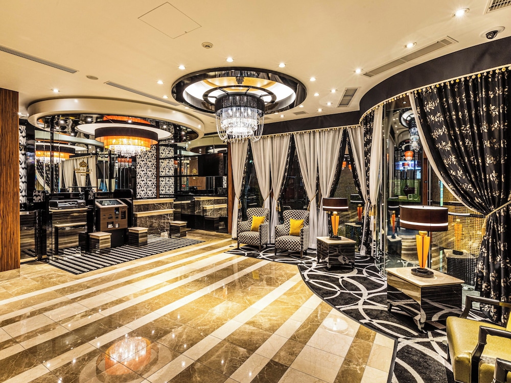 フロント1 | アパホテル〈なんば南恵美須町駅〉