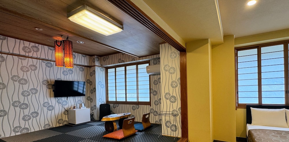 禁煙 デラックス和室 | 和モダン温泉館 湯布院あかりの宿