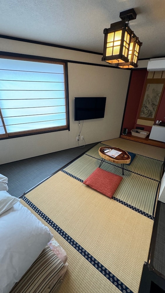 SP31 - 小さめ和室·トイレなし·浴室なし 禁煙 客室3 | 和モダン温泉館 湯布院あかりの宿