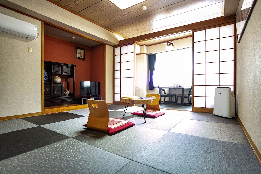 客室1 | 和モダン温泉館 湯布院あかりの宿 客室1 | 和モダン温泉館 湯布院あかりの宿