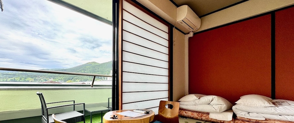 SP32 - 小さめ和室·トイレなし·浴室なし 禁煙 客室6 | 和モダン温泉館 湯布院あかりの宿