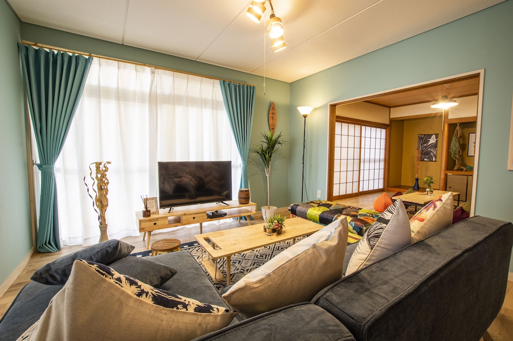 ロビーラウンジ1 | VILLENT 九十九里オーシャン 1