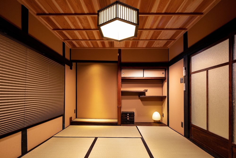 客室1 | 紡 八条源町
