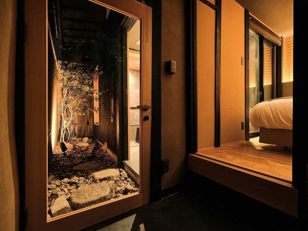 京町家一棟貸し 客室15 | 紡 八条源町