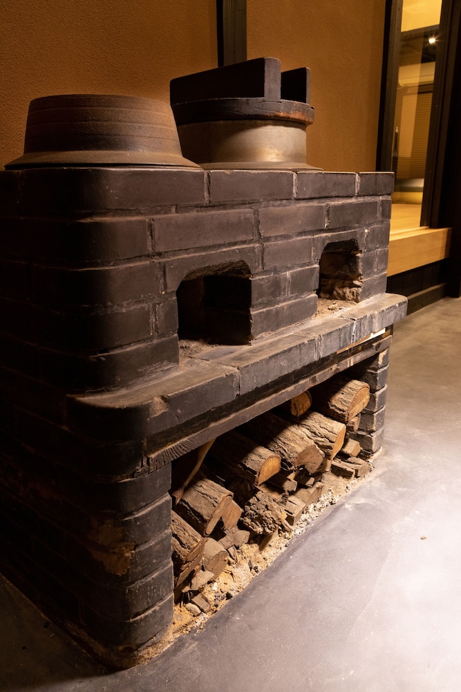 京町家一棟貸し 客室の設備とサービス0 | 紡 八条源町