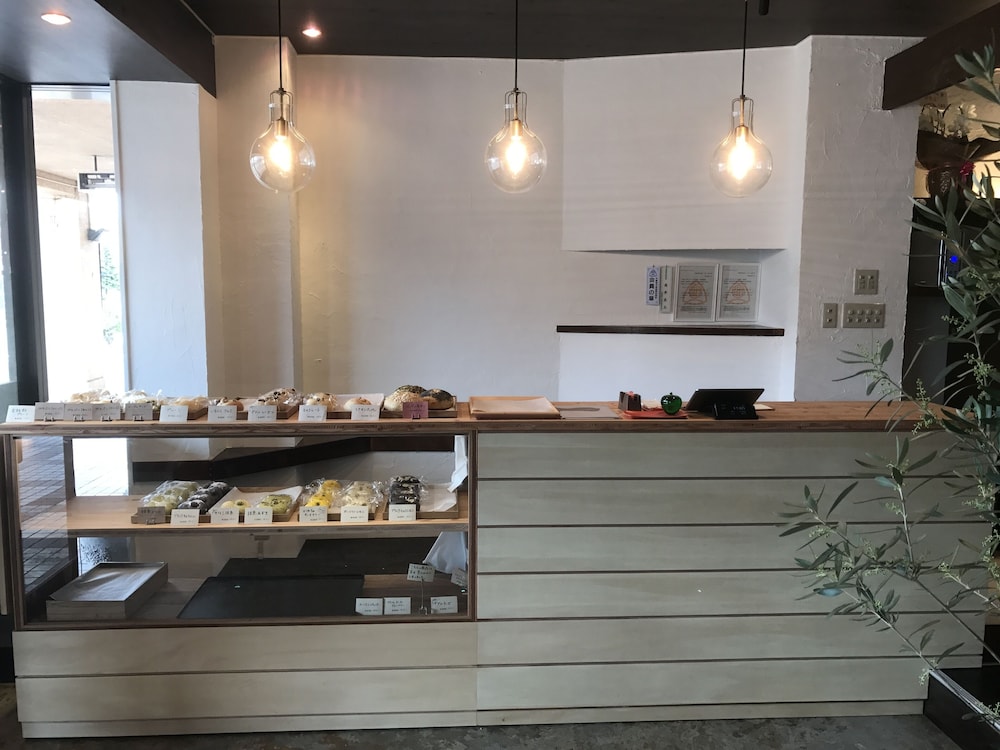 フロント1 | 北海道ベッド & ベーグル フロント1 | 北海道ベッド & ベーグル