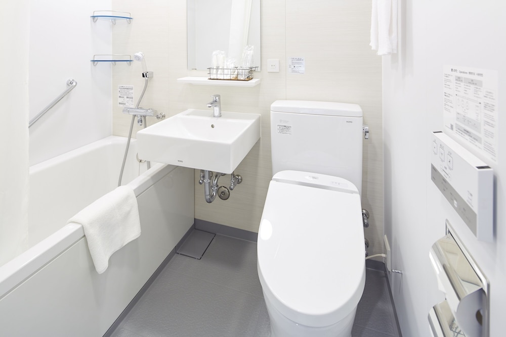 スタンダード ツインルーム 禁煙 バスルーム0 | イチホテル東京八丁堀