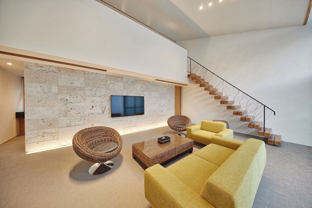 ラグジュアリー ヴィラ 1 ベッドルーム プライベートプール プールビュー リビング エリア0 | Secret Villas by Relapool