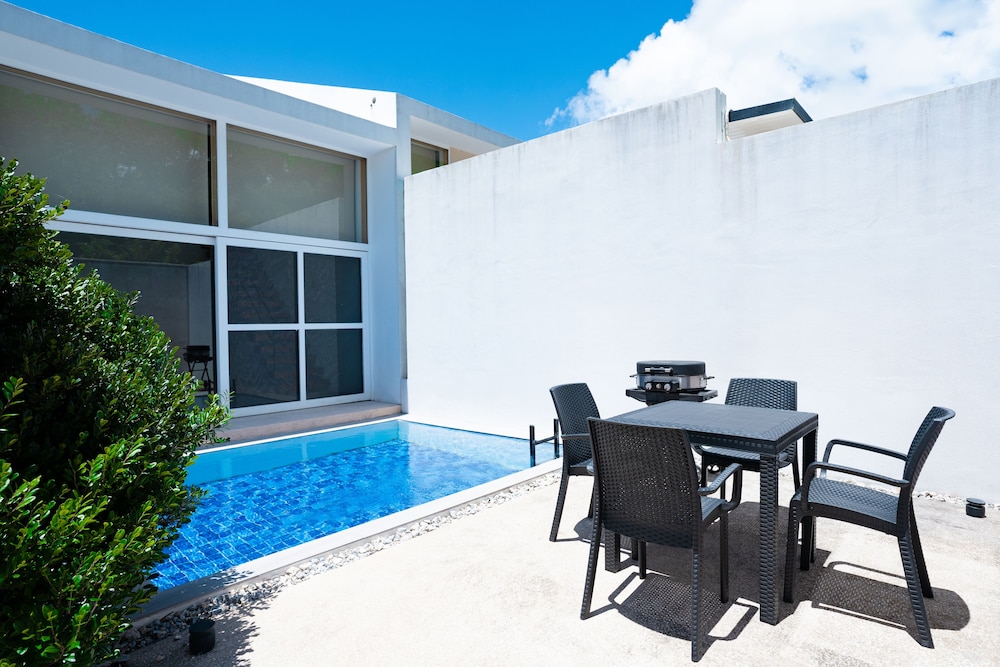 ラグジュアリー ヴィラ 1 ベッドルーム プライベートプール プールビュー テラス / パティオ2 | Secret Villas by Relapool