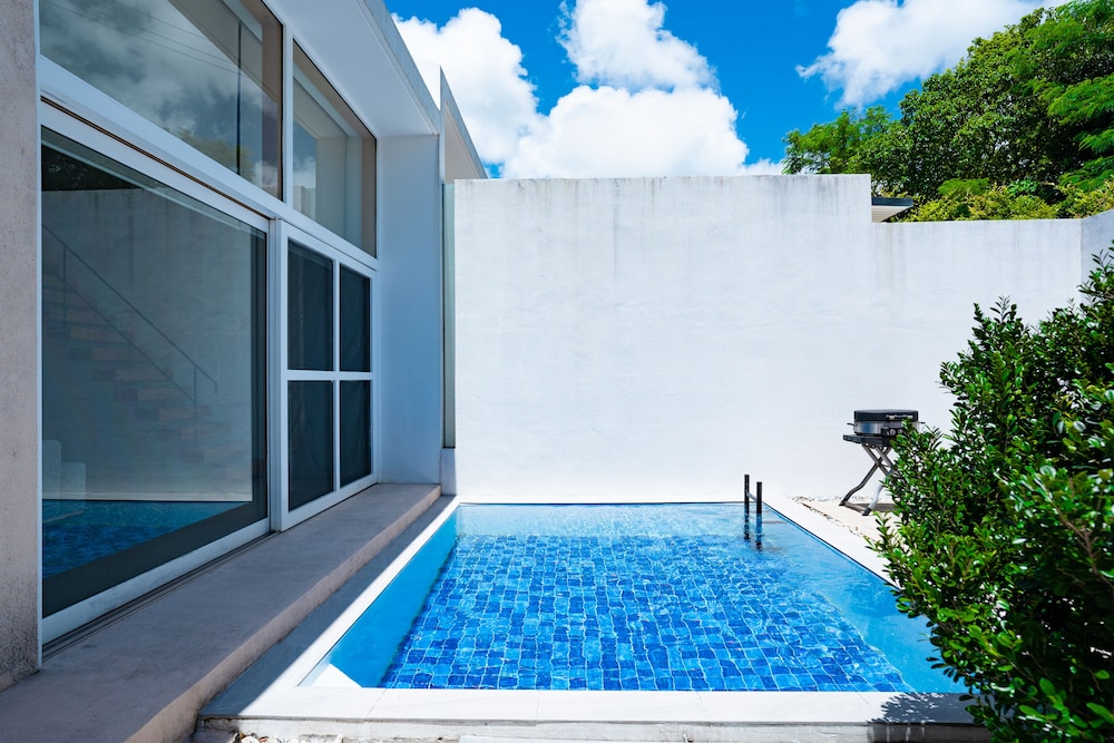 ラグジュアリー ヴィラ 1 ベッドルーム プライベートプール プールビュー テラス / パティオ1 | Secret Villas by Relapool