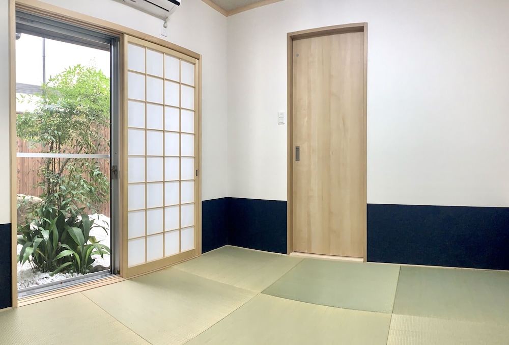 客室1 | Hanazonominami Apartment 101