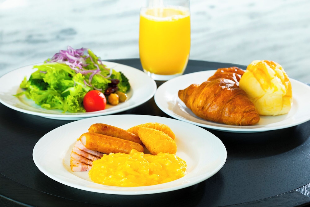 クラブ ルーム シングルベッド 2 台 (Club Access) エグゼクティブ ラウンジ9 | ハイアットリージェンシー 横浜