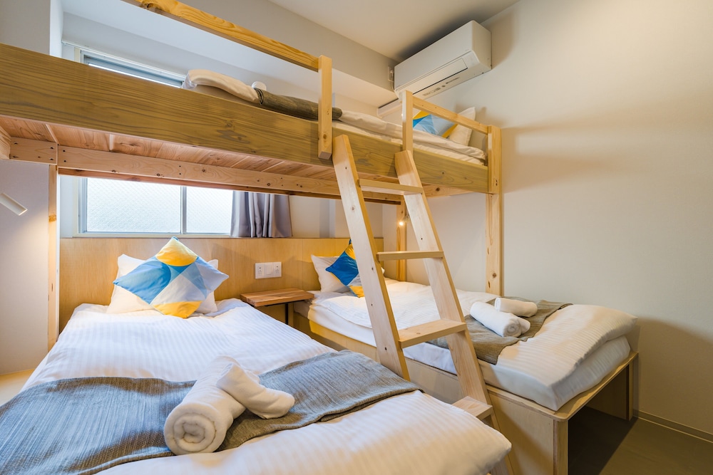 ファミリートリプル (共用シャワー・トイレ) 禁煙 | BAKURO - DOYANEN HOTELS