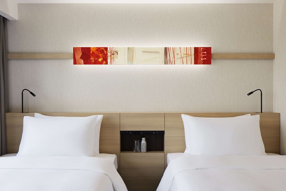 スイート ベッド (複数台) キッチン 客室2 | ハイアット ハウス 金沢