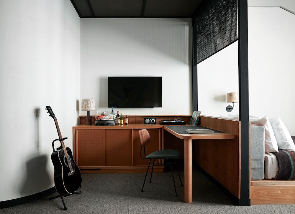 ヒストリックツイン 禁煙 (定員: 大人2名・添寝12歳以下2名) テレビ0 | エースホテル京都