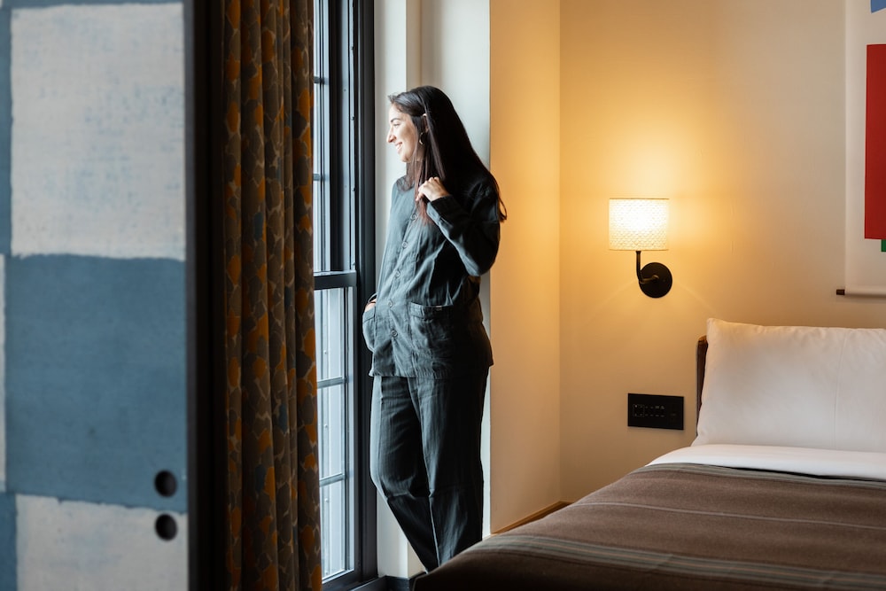 エーススイート 禁煙 (定員: 大人2名・添寝12歳以下1名) 客室5 | エースホテル京都