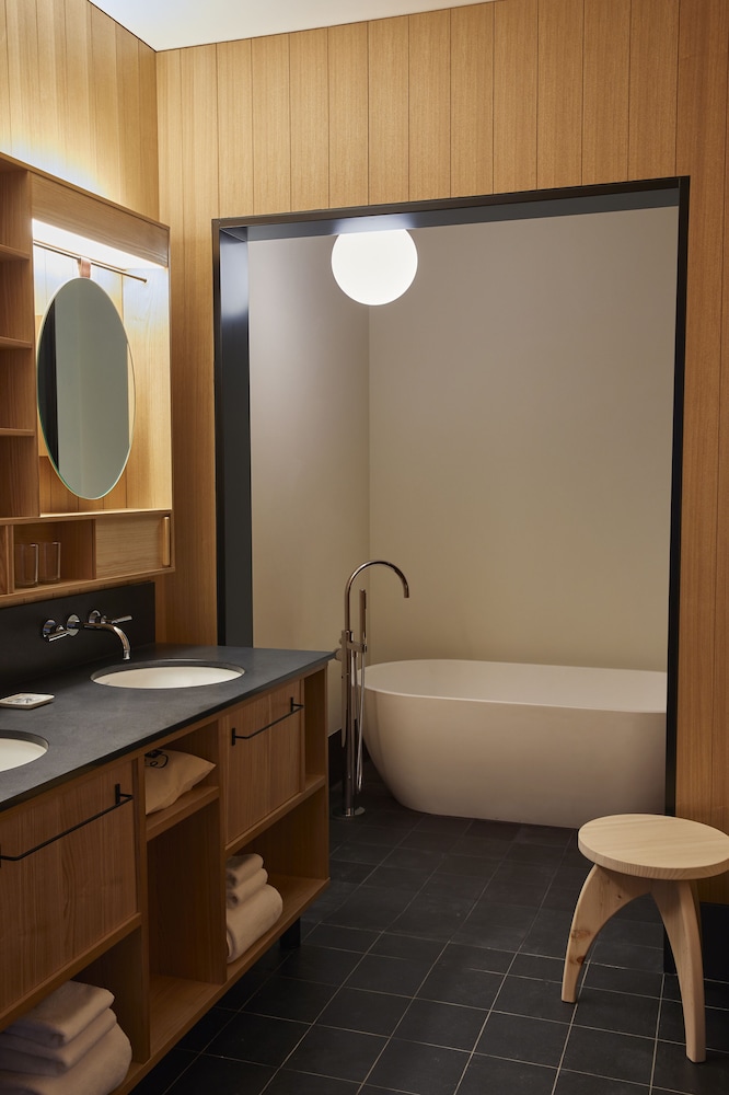 エーススイート 禁煙 (定員: 大人2名・添寝12歳以下1名) バスルーム0 | エースホテル京都