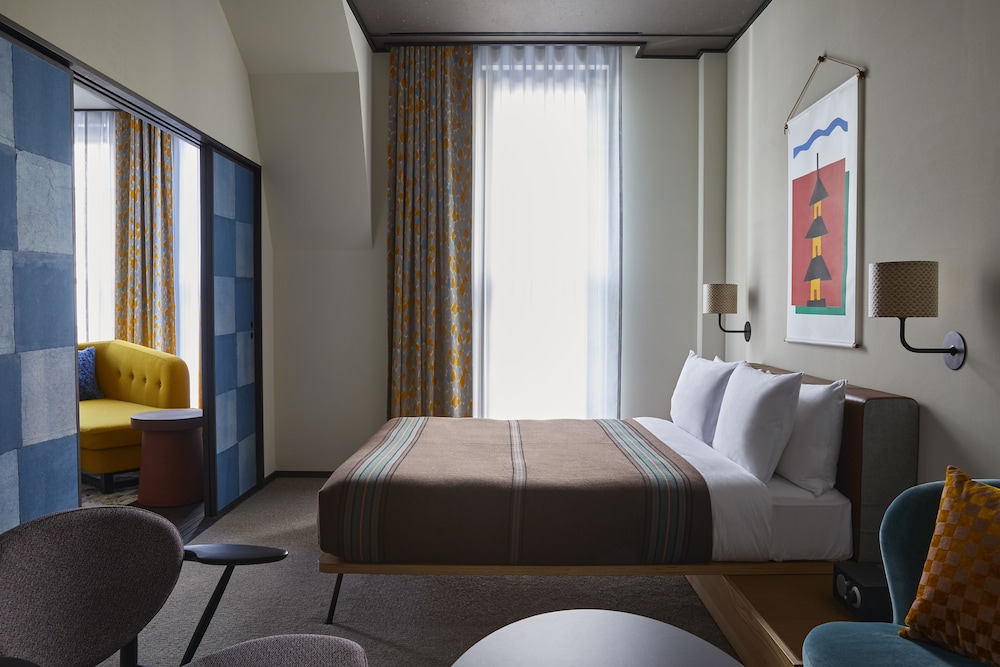 エーススイート 禁煙 (定員: 大人2名・添寝12歳以下1名) 客室3 | エースホテル京都