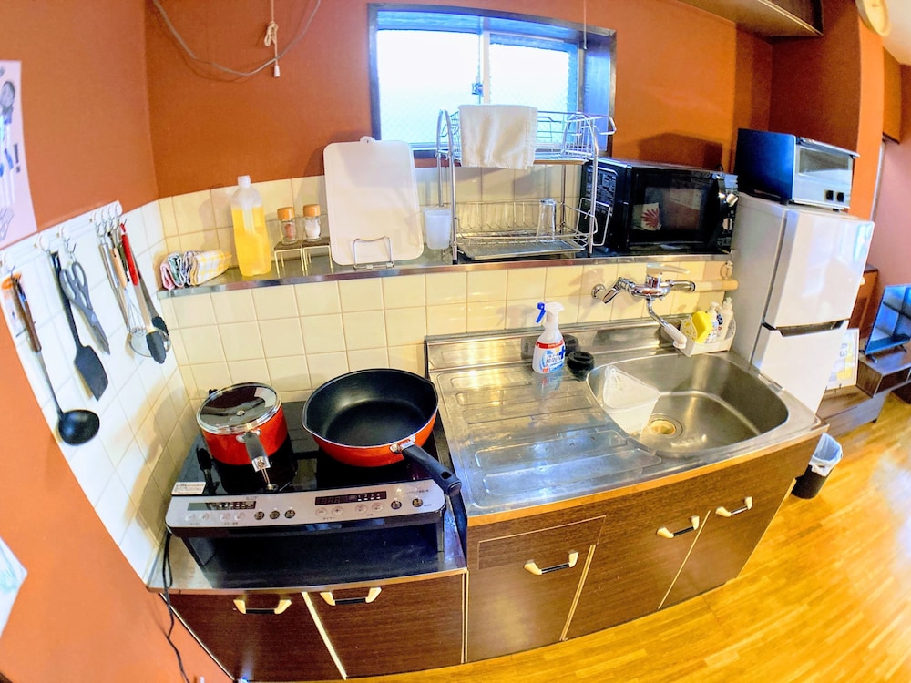 最大6人部屋 禁煙 専用キッチン0 | ルルル あたご館