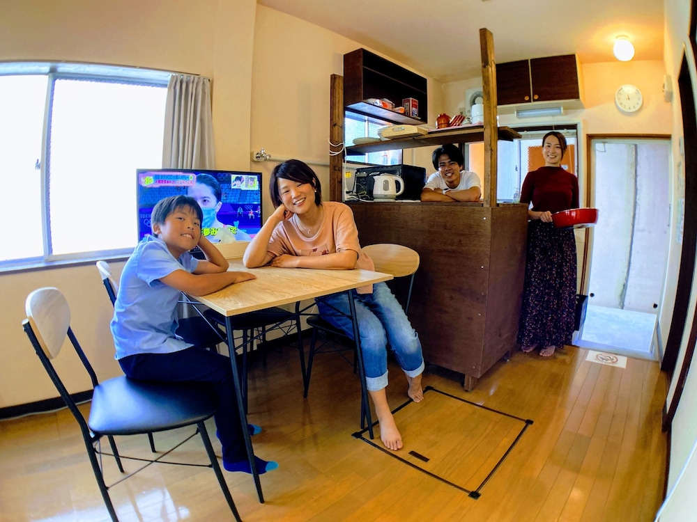 最大5人部屋 禁煙 専用キッチン0 | ルルル あたご館