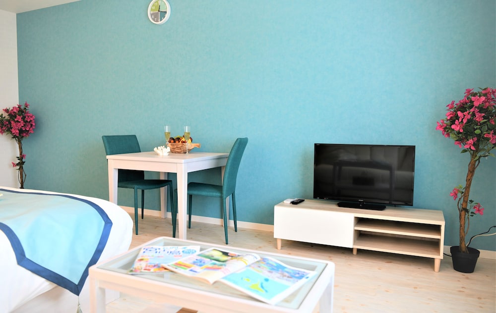 ツインルーム エキストラベッド付 客室4 | パインヒルズホテル 宮古島