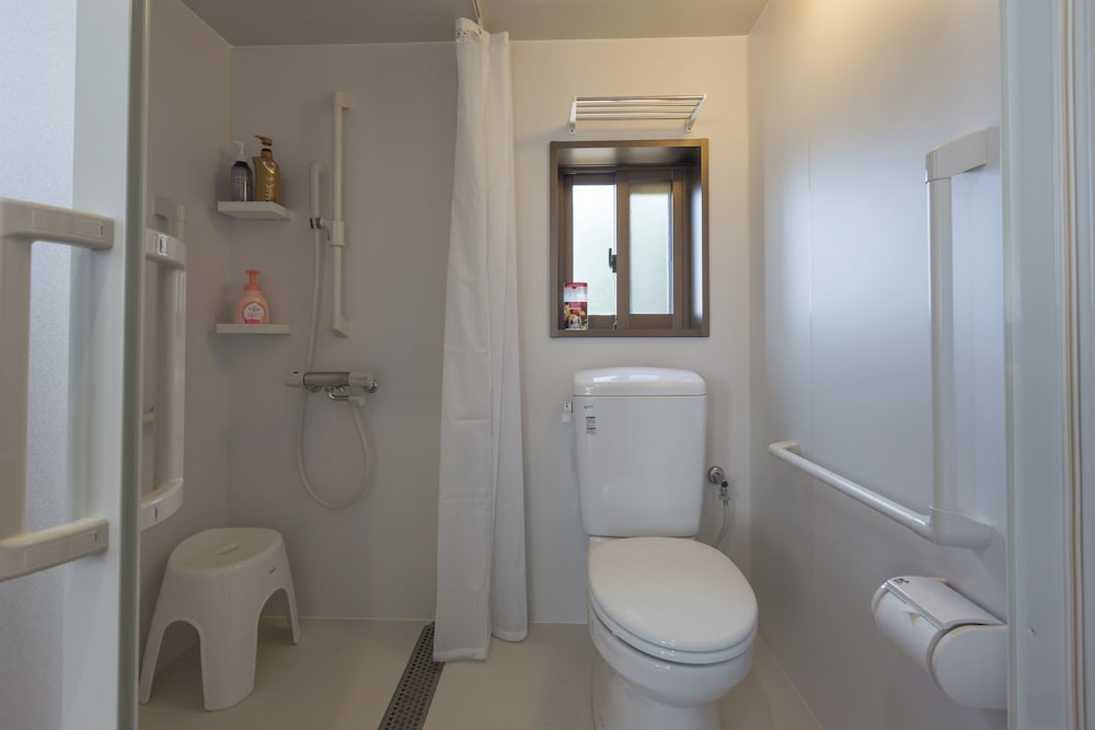 1棟貸し バスルーム0 | コンフォートハウスイン 宮古島