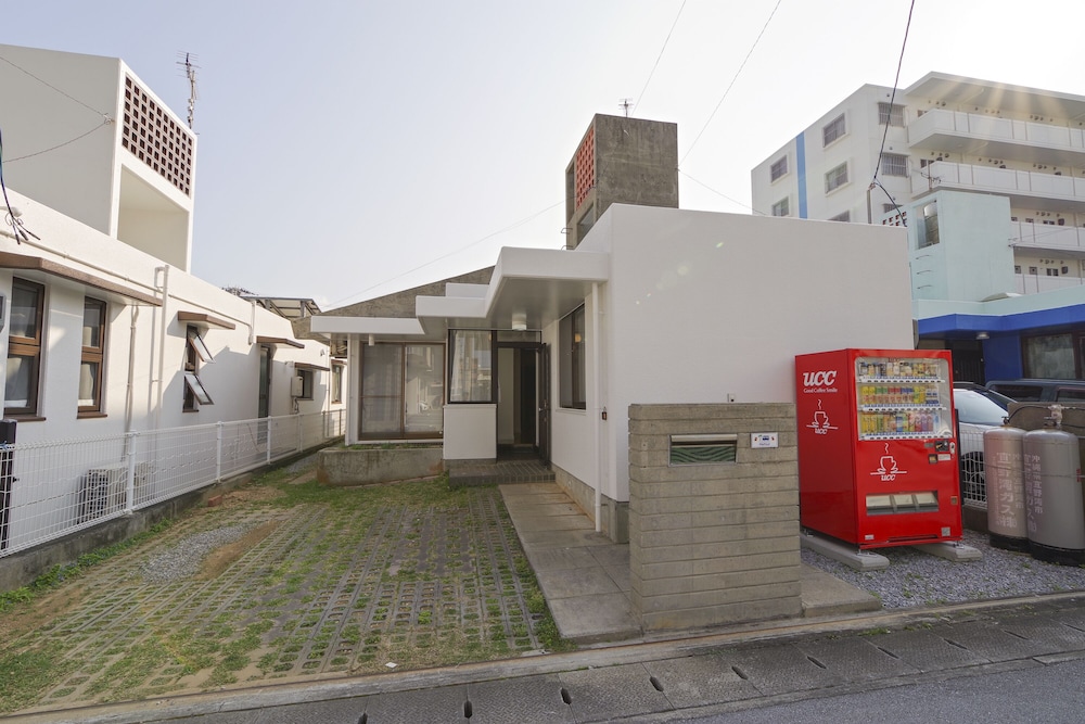 メインイメージ | Pine House in Araha