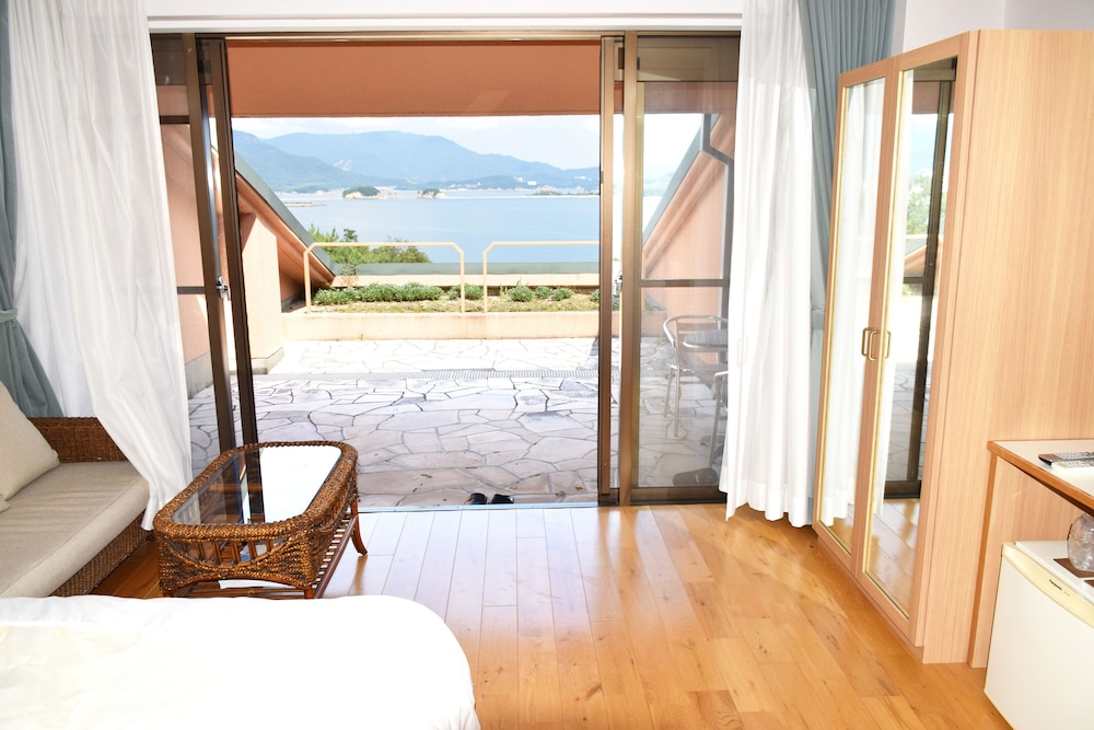 ツインルーム 客室4 | 太陽のおうち