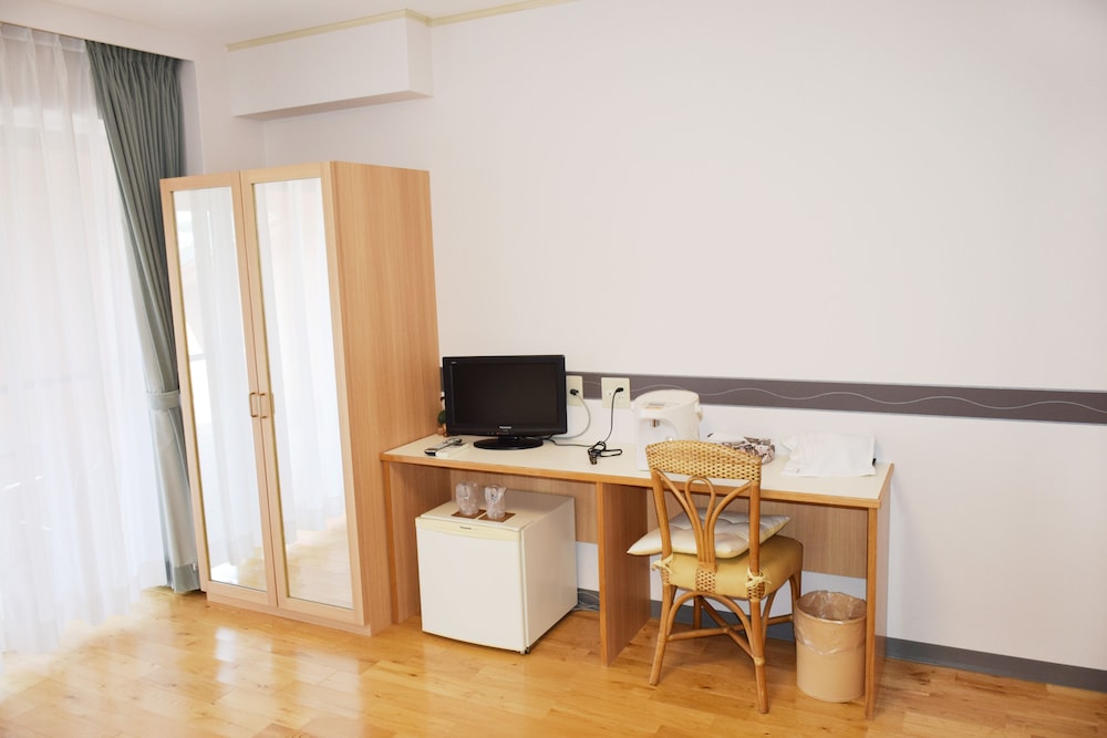 ツインルーム 客室2 | 太陽のおうち