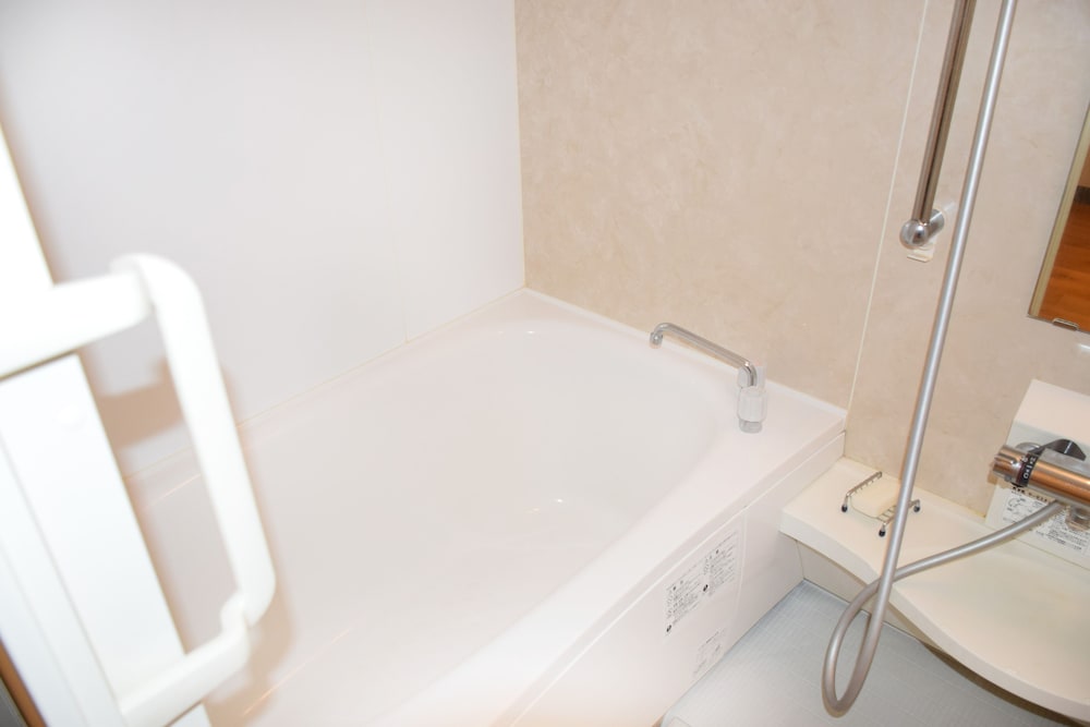 ツインルーム バスルーム1 | 太陽のおうち