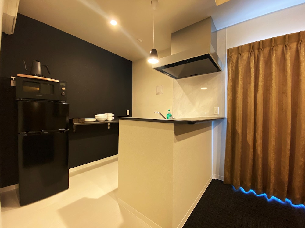 10F シン 専用キッチン0 | ランドーホテル福岡アネックス