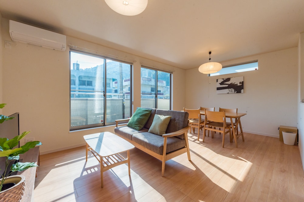 Villa 2 リビング エリア0 | Riverside Yofuke AFP Villa