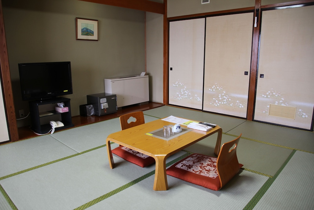 客室1 | 八幡平ライジングサンホテル