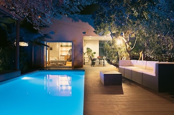 CASABLANCA POOL HOUSE – KAMAKURA