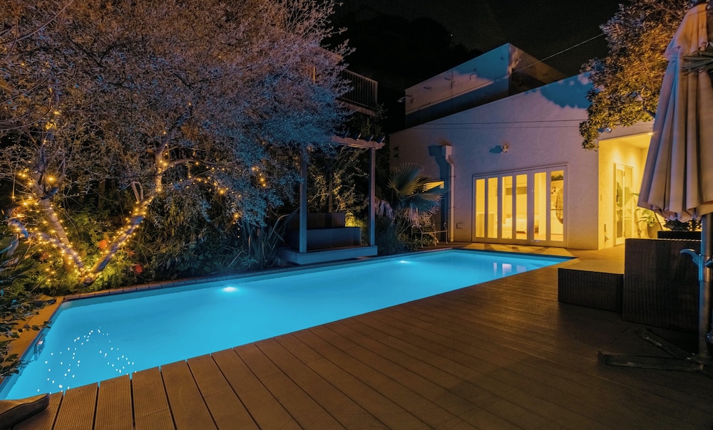 エクスクルーシブ ヴィラ プールビュー 客室5 | CASABLANCA POOL HOUSE – KAMAKURA