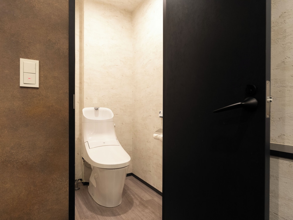 ファミリースイートルーム バスルーム3 | WELLSTAY 難波