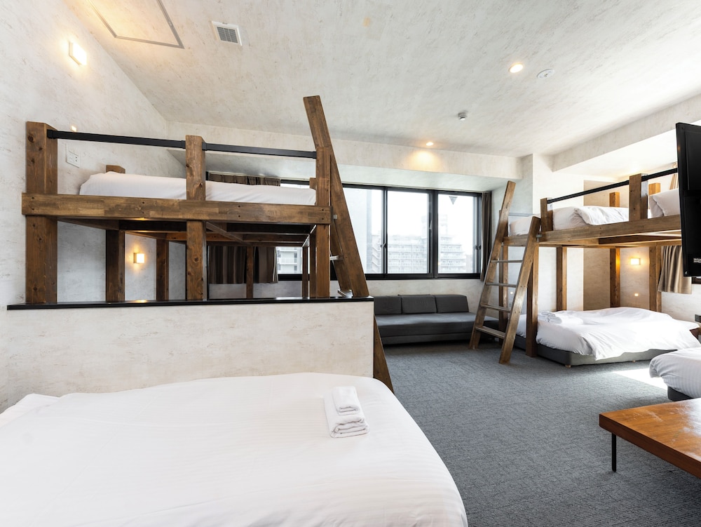 ファミリースイートルーム 客室5 | WELLSTAY 難波