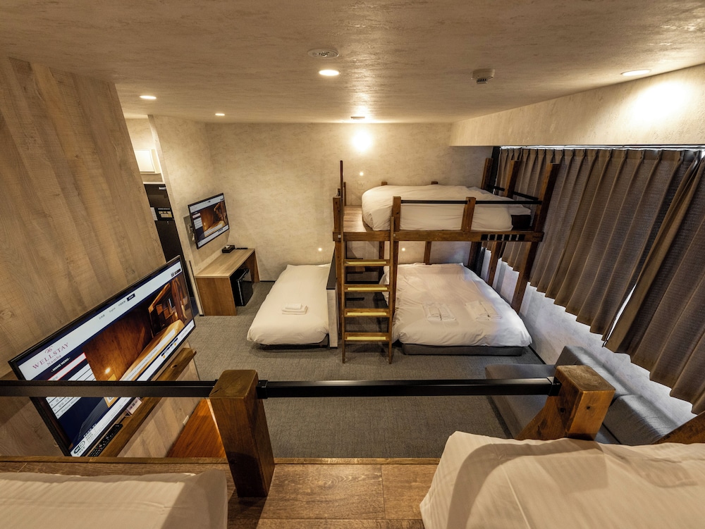 ファミリースイートルーム 客室10 | WELLSTAY 難波