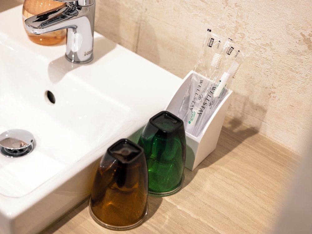 スタンダード ツインルーム バスルーム2 | WELLSTAY 難波