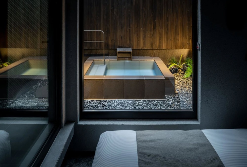 [デラックス] IWA-岩- バスルーム0 | Nazuna 京都 椿通