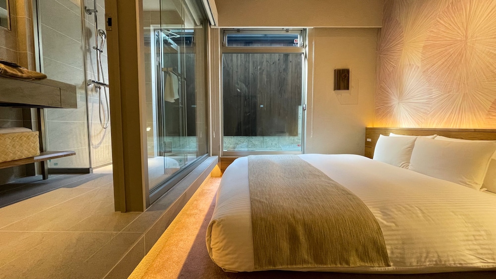 [デラックス] Hana-花-半露天風呂なし | Nazuna 京都 椿通