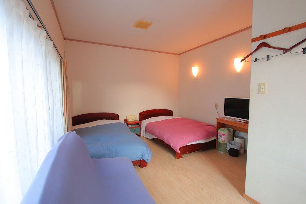 ツインルーム 客室3 | レスト & ロッジ翔