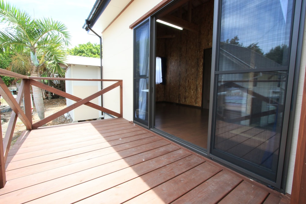 エコノミー ロッジ テラス / パティオ0 | レスト & ロッジ翔